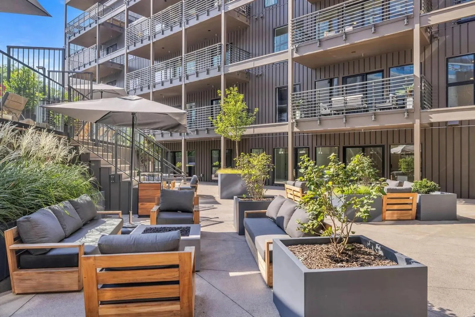 Holiday home Hyve-Retro Modern-Full Gym-Walk To Broadway Villa Nashville United States